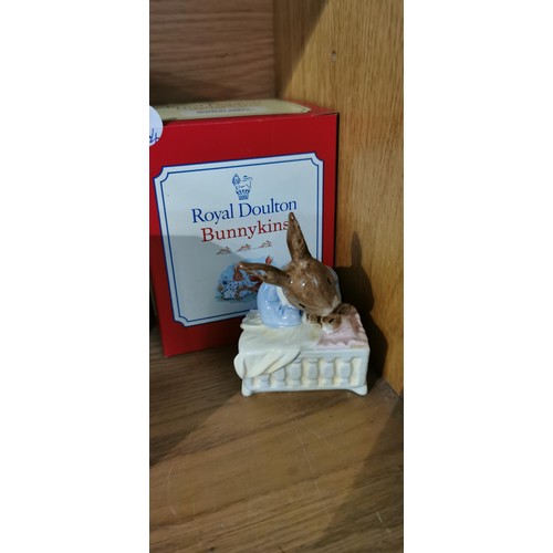 246 - Large quantity of 9x Royal Doulton Bunnykins figurines. Largest measures 11.2cm height. All in very ... 