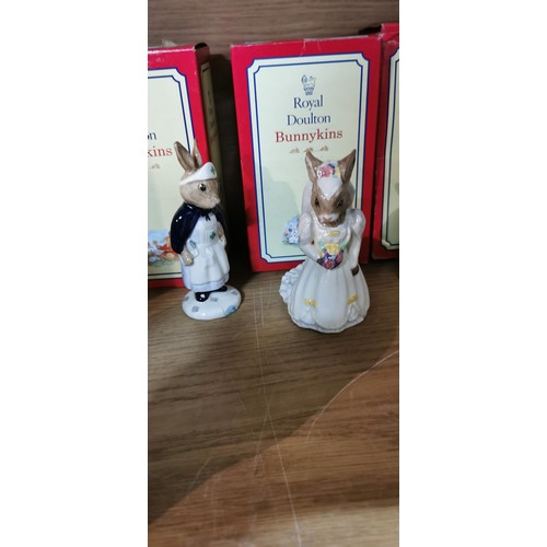 246 - Large quantity of 9x Royal Doulton Bunnykins figurines. Largest measures 11.2cm height. All in very ... 