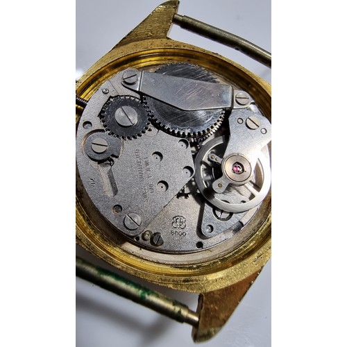 358 - Vintage services shock resistant gents watch with date window tested for a short period of time runs... 