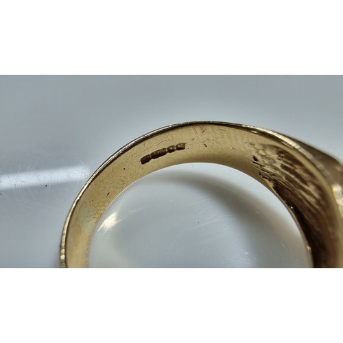 367 - Hallmarked 9ct yellow gold belt formed ring with a buckle to the front in excellent clean condition ... 