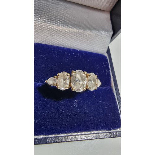 372 - Hallmarked 14ct yellow gold 5 stone ring inset with large dqcz white crystal stones marked 585 in ex... 