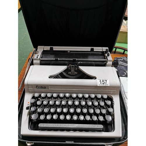 157 - Vintage Erika typewriter model 105 in original leather case, in very good condition. Comes with type... 