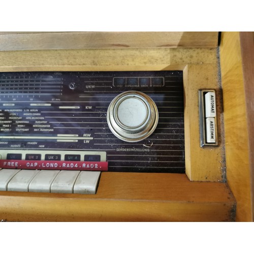 199 - VERY RARE Vintage Grundig German Stereo-Konzertschrank SO 184 Phonic Radiogram with a push pull ampl... 