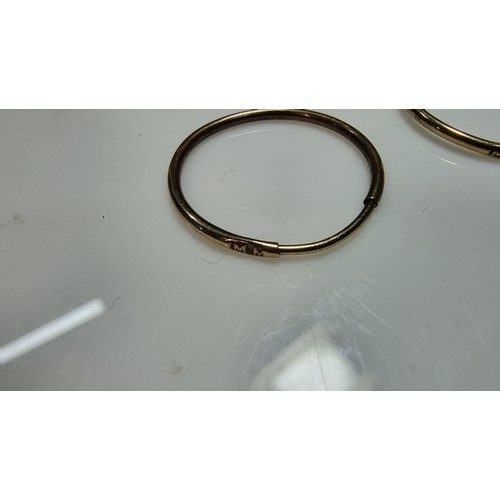 381 - 2x pairs 9ct yellow gold hoop earrings both pairs tested as 9ct one pair has a diameter 2.5cm the ot... 