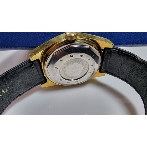 390 - Tissot electronic PR516 gents wrist watch in its original box in excellent condition requires a new ... 