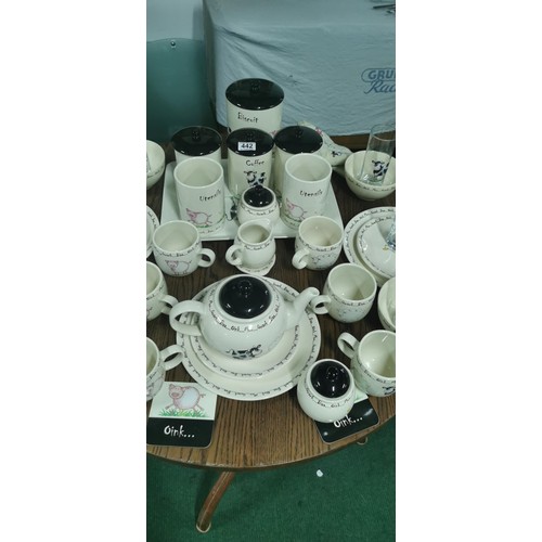 442 - Large quantity of Price & Kensington - Home Farm comprehensive dinner and teaset along with tea, cof... 