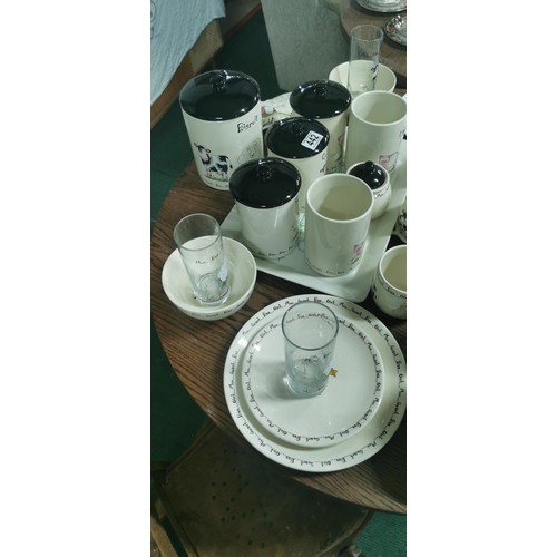 442 - Large quantity of Price & Kensington - Home Farm comprehensive dinner and teaset along with tea, cof... 