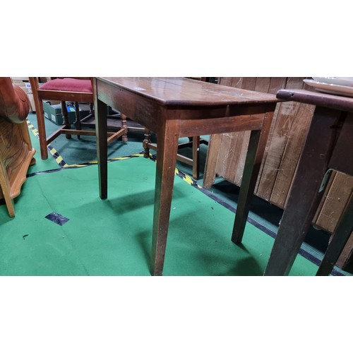 491 - Antique georgian solid oak table with a plane design with a good patenia  height 67cm width 76cm dep... 