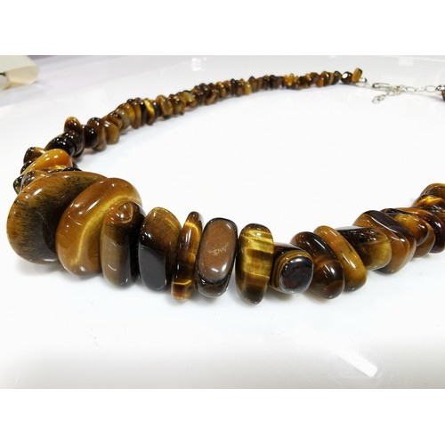 321 - Polished tigers eye beaded necklace with a 925 silver clasp in excellent condition displays well