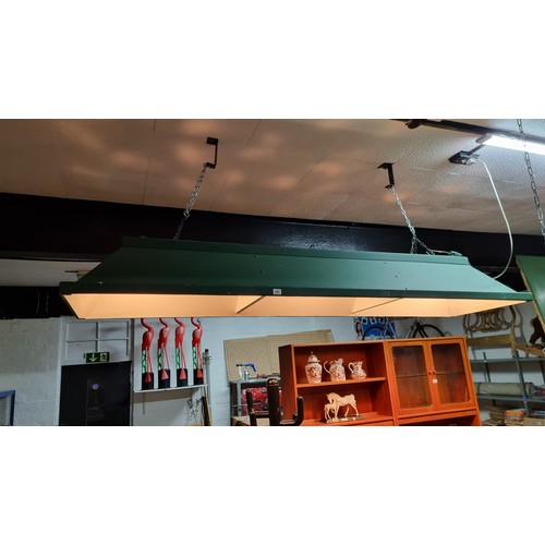 498 - Vintage 8ft wooden snooker light canopy in excellent condition with 3 divisions, two light bulbs on ... 