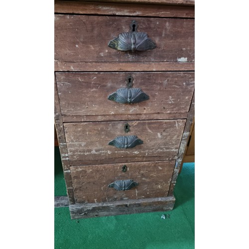 411 - Good antique edwardian knee hole desk with 6 drawers and 1 door featuring good art nouveau copper bu... 