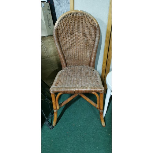 472 - 3x various chairs inc a grey painted bar stool, white painted chair and rattan and bamboo chair alon... 