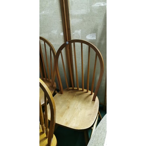 476 - 5x vintage beech chairs with spindle backs