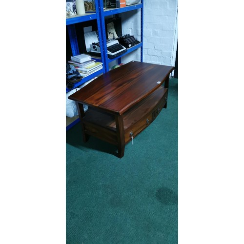 481 - Vintage Mahogany coffee table with 2x drawers on each side in good overall condition with very light... 