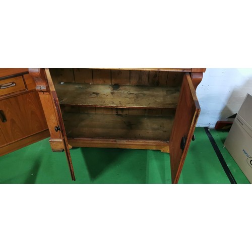 485 - Good quality antique victorian solid pine dresser with a two door glazed top revealing three shelves... 