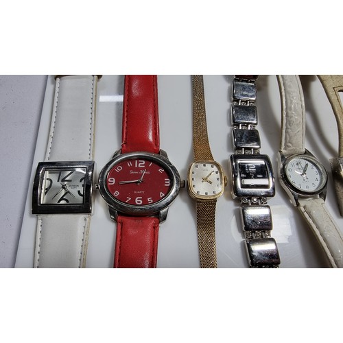 410 - Large collection of various wristwatches 22 in total various brand names inc Pulsar, Smiths, Sekonda... 