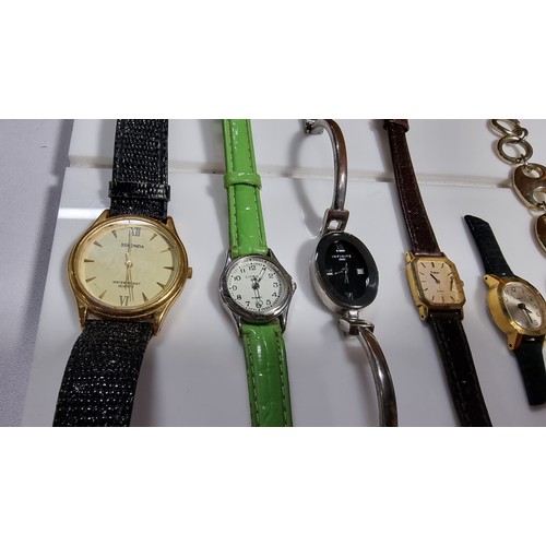 410 - Large collection of various wristwatches 22 in total various brand names inc Pulsar, Smiths, Sekonda... 