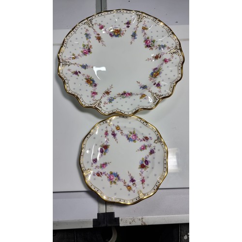 300A - Royal Crown derby Royal Antoinette fluted dinner plate diameter of 26cm along with Royal Crown Derby... 