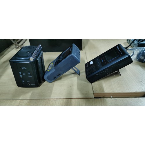 29 - 3x vintage pocket LCD Colour televisions inc Casio TV-400, Citizen TV and Video Monitor DD-T126, Cas... 