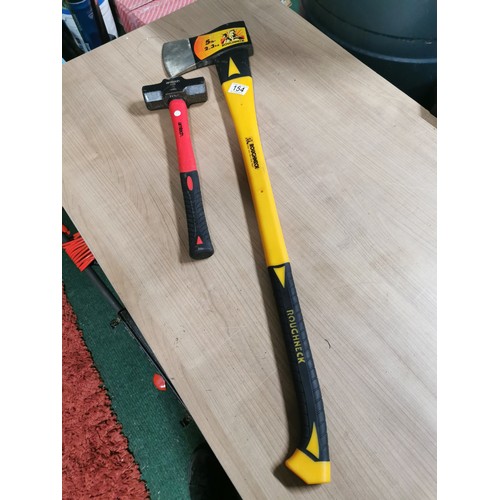 154 - 5lb 2.3kg heavy duty axe roughneck along with an amtech 4lb sledge hammer both in excellent clean co... 