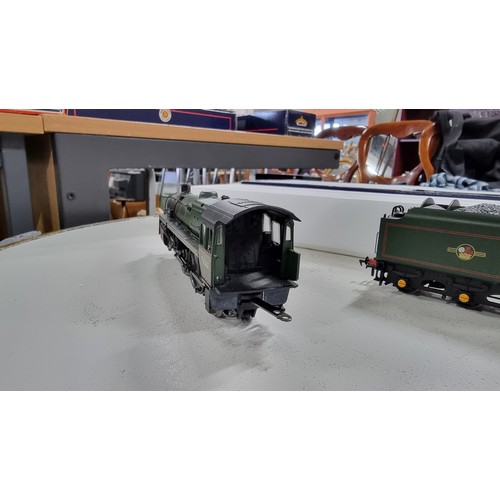 34 - Bachmann 32-500 standard class 5MT BR green locomotive and tender with its original box opened but i... 