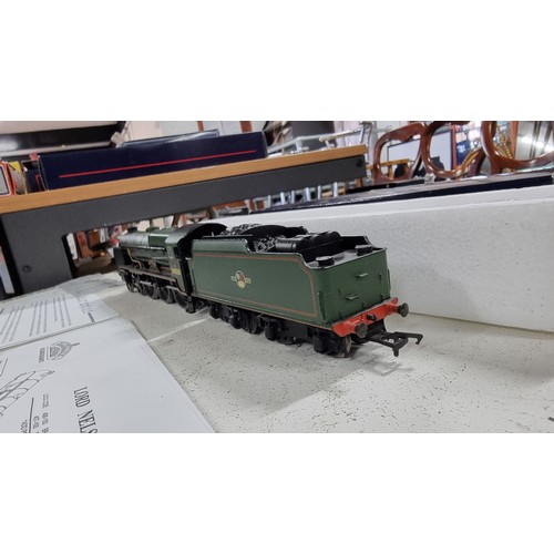 37 - Bachmann 31-406 Lord Nelson 30850 locomotive in BR Green with its original box opened but in as new ... 