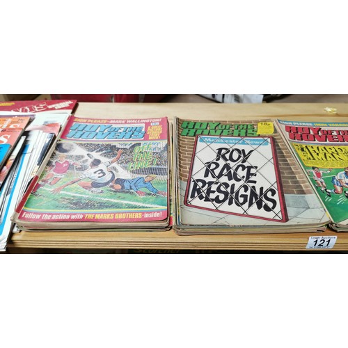 121 - Quantity vintage football magazines including Roy of the Rovers, Scorcher Score, along with a quanti... 