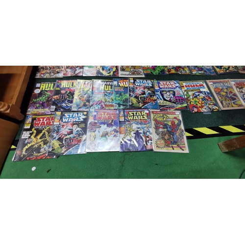 123 - large quantity of vintage comics including Marvel Hulk, Savage Sword Conan, Star Wars weekly, Variou... 