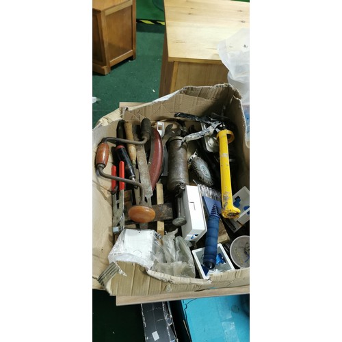 153 - Large quantity of wood working tools & shed odds