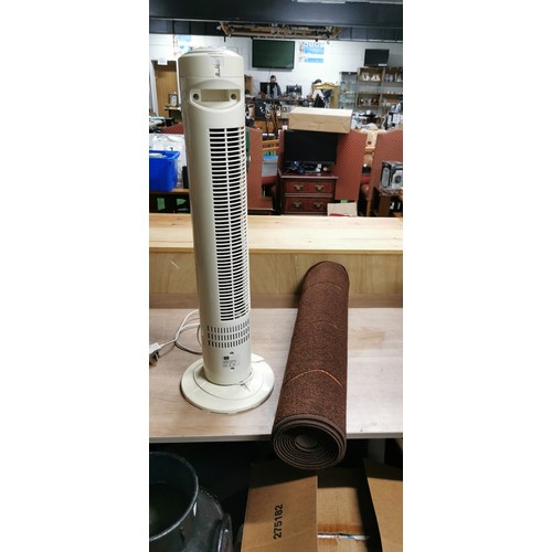 189 - Oscillating tower heater working order, with a 80cm carpet runner as new