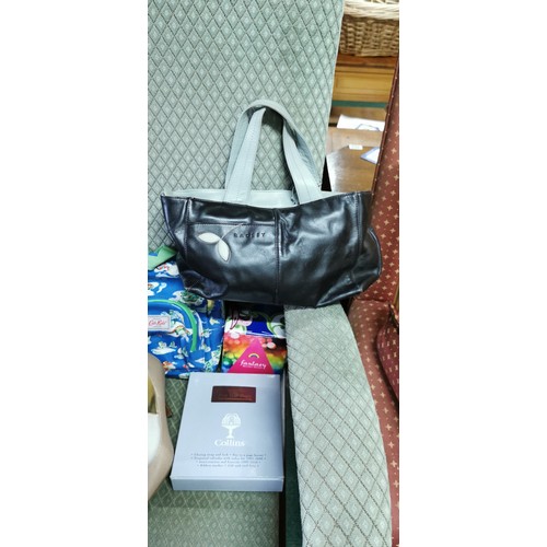 201 - Quantity of various ladies items inc 2x Radley Handbag - 1x is in leather, Cath Kids Childrens bag, ... 