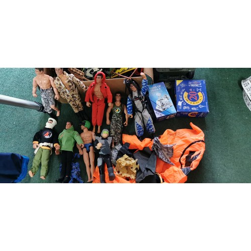 207 - Large quantity of vintage Action Man figures with clothes and accessories along with a large Action ... 