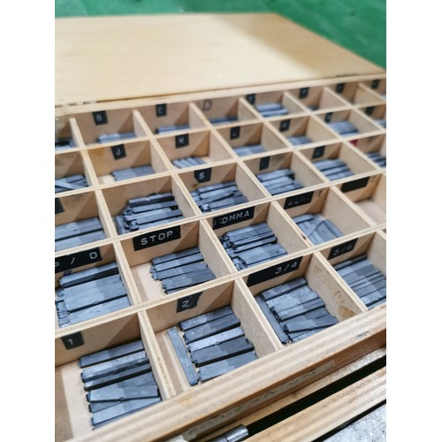 280 - 6 divisional lidded printers boxes along with a 9 divisional box containing a large quantity of meta... 