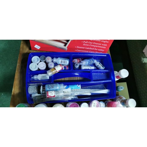 231 - Very large quantity of various arts and crafts supplies and equipment inc large quantity of various ... 