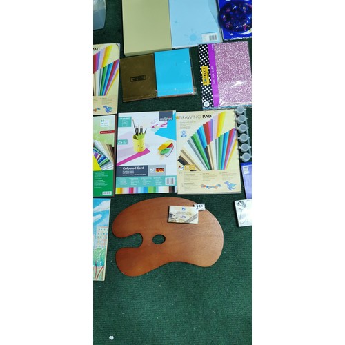 231 - Very large quantity of various arts and crafts supplies and equipment inc large quantity of various ... 