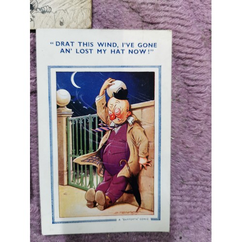 289 - A quantity of 21 vintage postcards inc a collection of black and white humorous cards a Fry's chocol... 