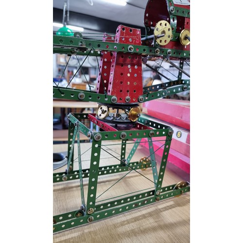 1 - Vintage fully assembled model crane by Meccano appears to be in excellent full working order. Height... 