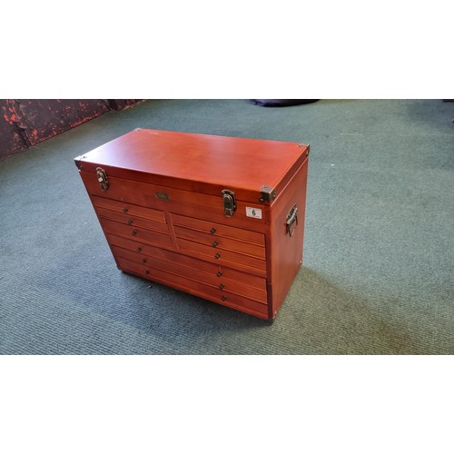 6 - Comprehensive Meccano lot fitted in a good large Clarke organising chest with a lift up lid, 6x shor... 