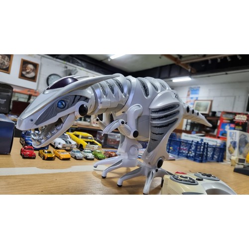 22 - Large remote control dinosaur figure complete with batteries, tested and in full working order. Heig... 