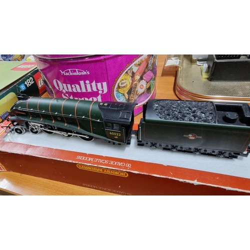 31 - Boxed Hornby 00 A4 Class 4-6-2 Mallard Br Green Locomotive 60022 in excellent clean condition