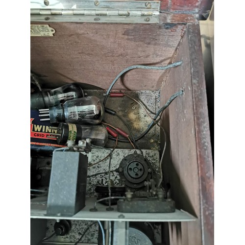 51 - An Early vintage Marconi Radio most likely for restoration, Due to the vintage nature of this item w... 