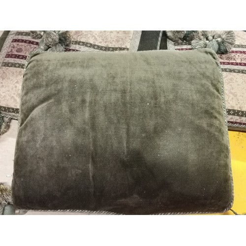 245 - A collection of three vintage tasselled, Turkish scatter cushions. All in excellent condition.
lengt... 