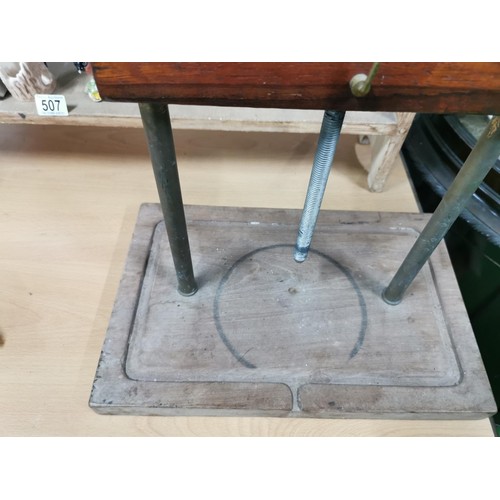 508 - A vintage mahogany cheese press in working order.
Height 47cm Length 40cm Depth 26cm.