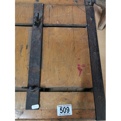 509 - A vintage Jaycee guillotine with movable clamp. Ruler measure 15
