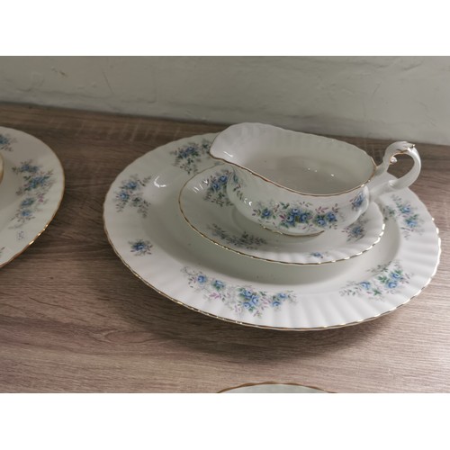 259 - 25 piece part dinner tea set, royal albert, blue blossom design. Including 6 cups and saucers, turee... 