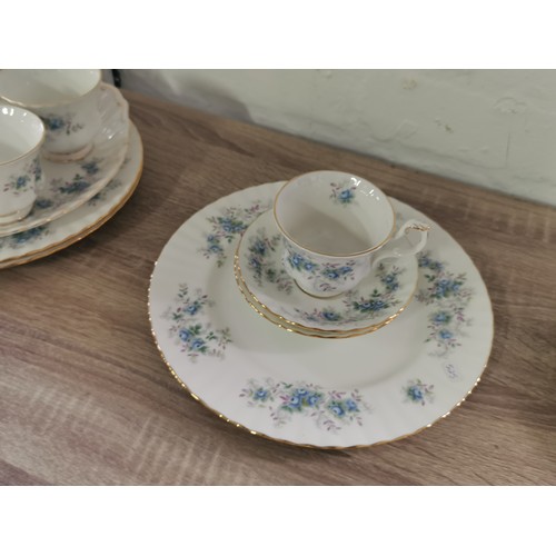 259 - 25 piece part dinner tea set, royal albert, blue blossom design. Including 6 cups and saucers, turee... 