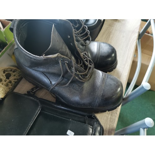 263 - A quantity of leather items including an antler laptop bag, work satchel bag, 2 pairs of size 10 hob... 