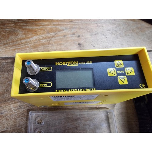 8 - Horizon DIgital satellite meter V3 USB HDSM model No. KM996 appears to be in good order. RRP of £300... 