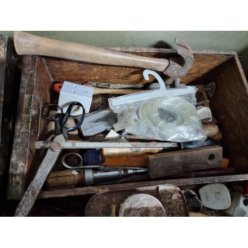 19 - Very large metal tool / storage box containing a comprehensive suite of tools inc saws, hammers, oil... 