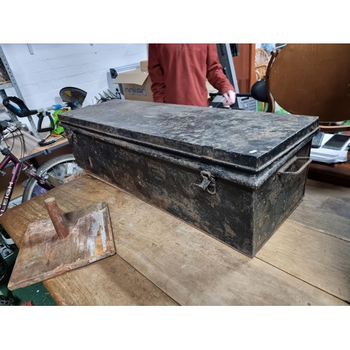 19 - Very large metal tool / storage box containing a comprehensive suite of tools inc saws, hammers, oil... 